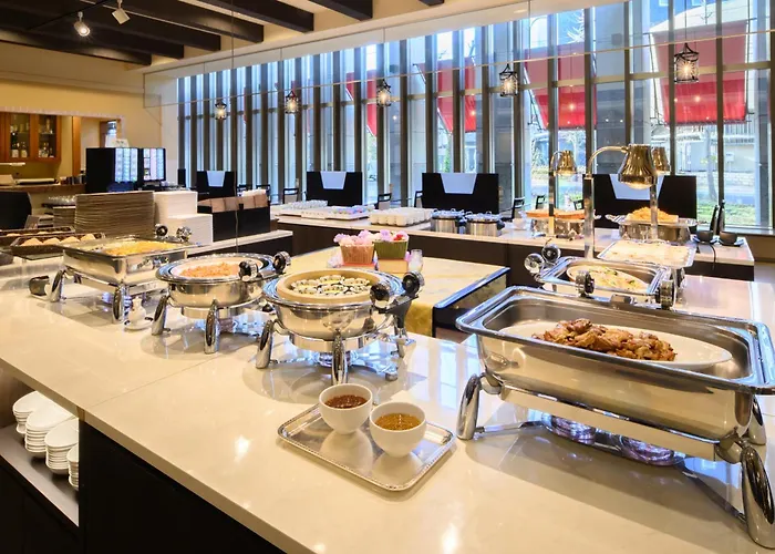 Sapporo hotels near Buckingham Palace